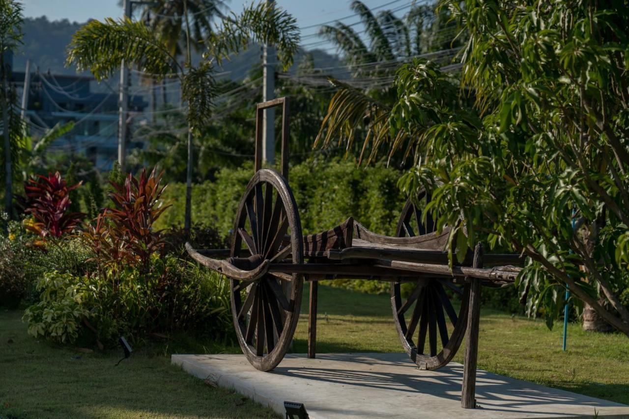 Phuket La Siesta Pool Villas & Pool Access Rooms Nai Harn エクステリア 写真